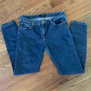 Forever 21 skinny jeans size 29